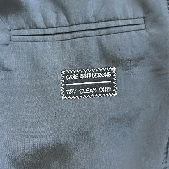 MANI by Armani - Picture 5 of 11